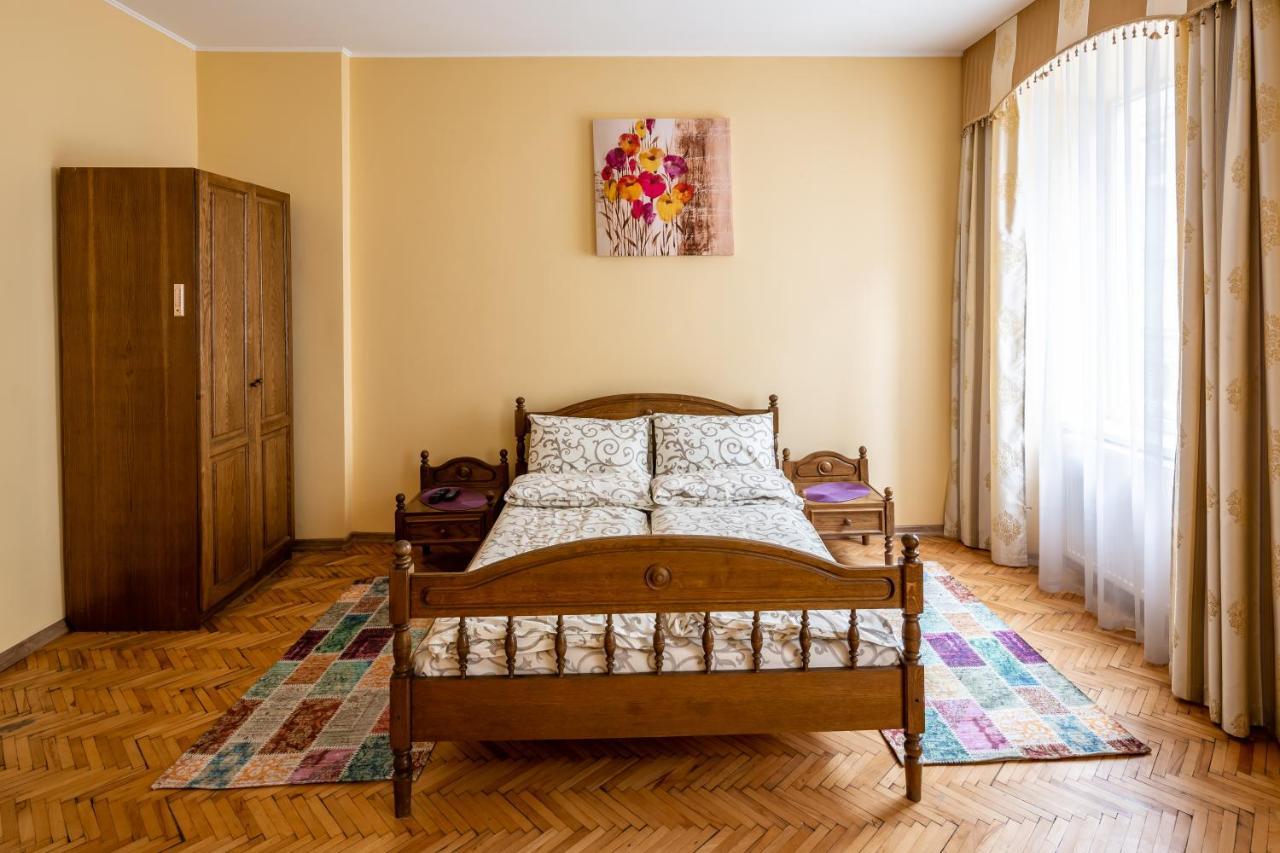 Apartment On Yana Zhizhky Lviv Eksteriør billede