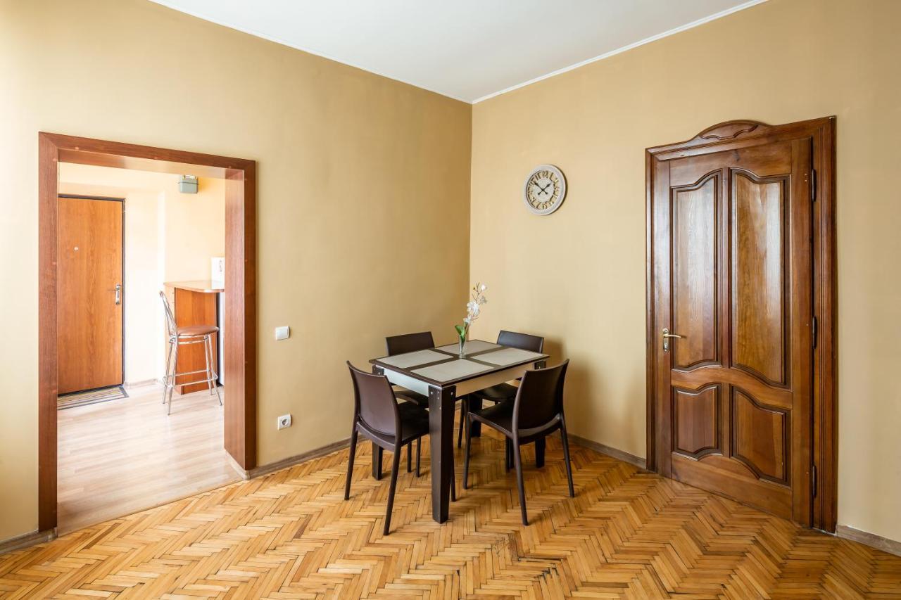 Apartment On Yana Zhizhky Lviv Eksteriør billede