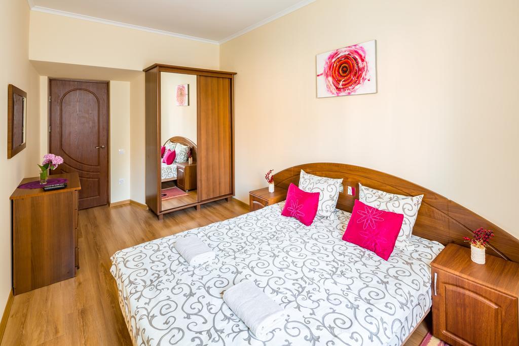 Apartment On Yana Zhizhky Lviv Eksteriør billede