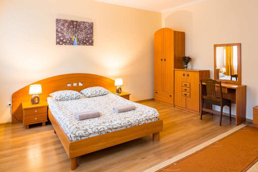 Apartment On Yana Zhizhky Lviv Eksteriør billede